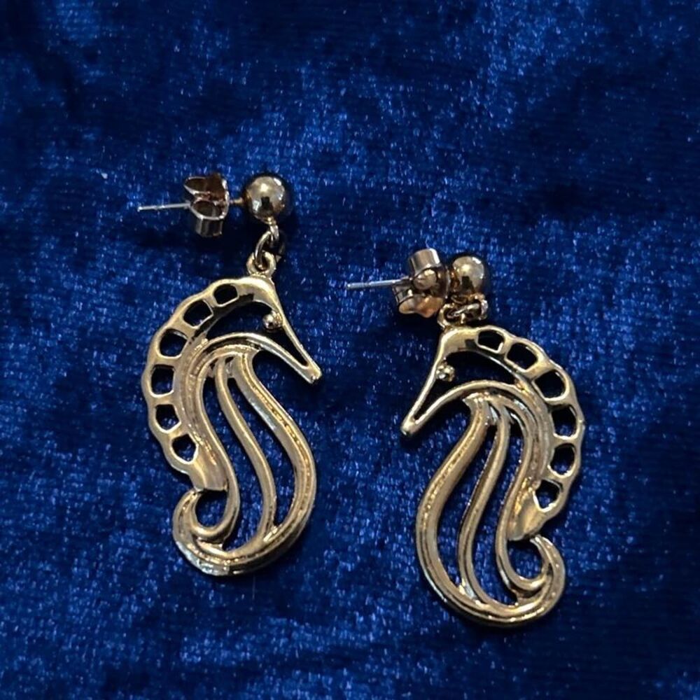 Gold Tone Seahorse Dangle Earrings